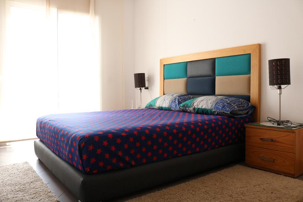 Appartement ,Tram Parking And Wifi Gratui Casablanca Exteriör bild